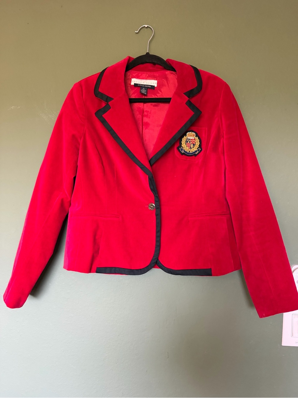 Andrea Behar for Boston Proper Red Velvet Crest Blazer Women’s 14 Preppy